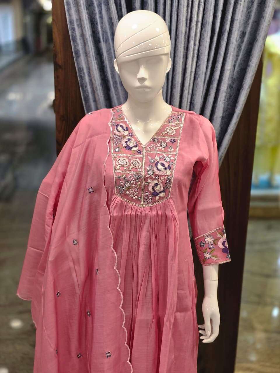 SINHAN 152 ABC BOUTIQUE CHANDERI WITH COTTON INNER KURTI PANT SUIT CATALOGUE SURAT 